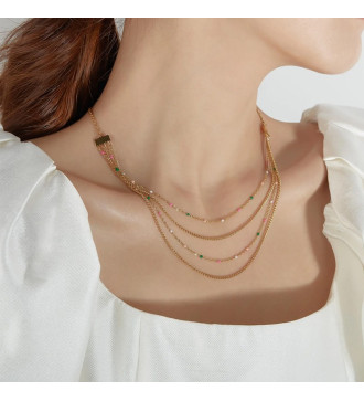 Réteges nemesacél nyaklánc színes díszekkel, 18k arany bevonattal Réteges nemesacél nyaklánc színes díszekkel, 18k arany bevonattal