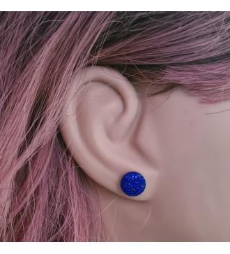 Kristályos félgömb, orvosi fém fülbevaló - királykék