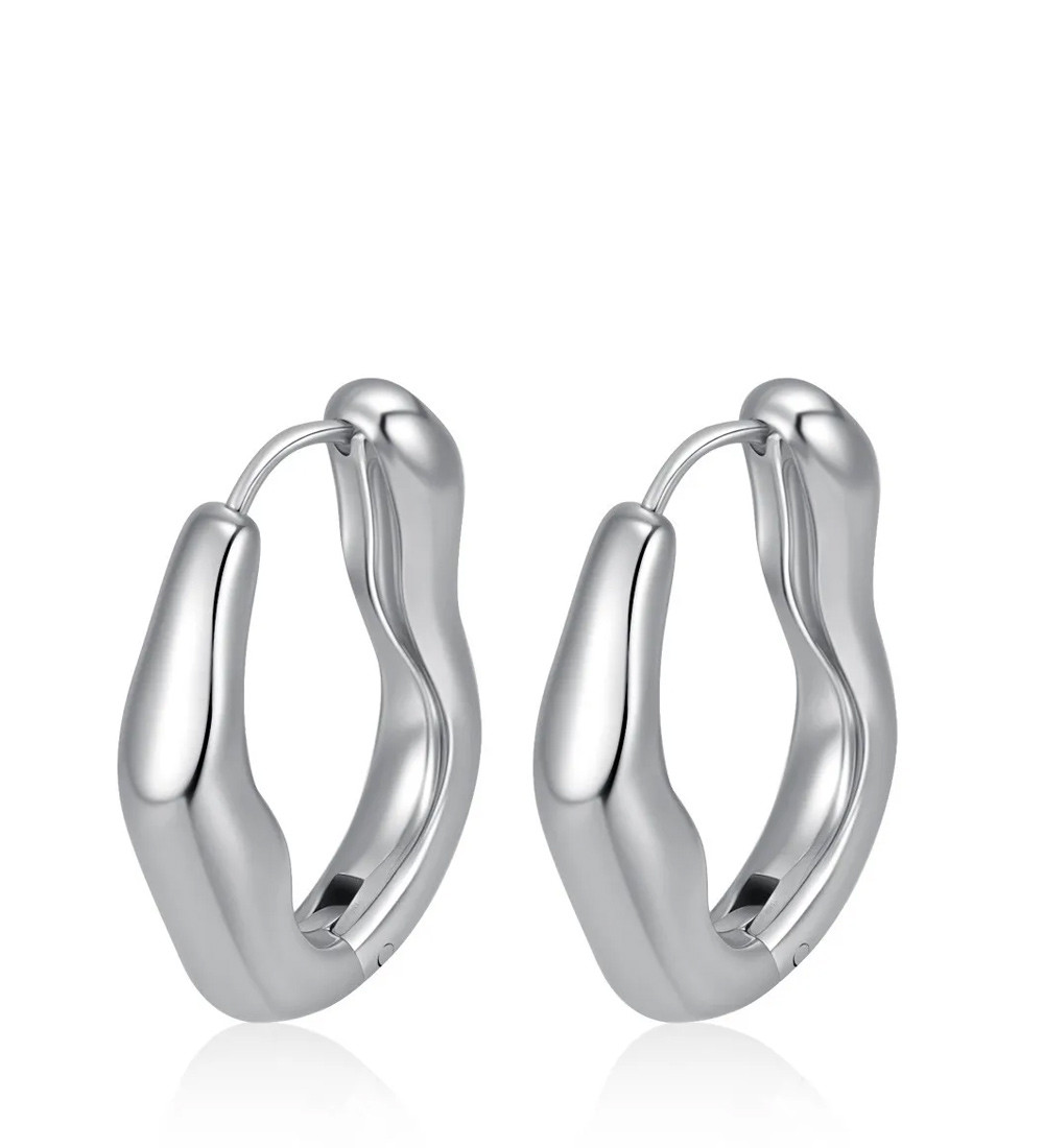 Ovális, hullámos nemesacél fülbevaló