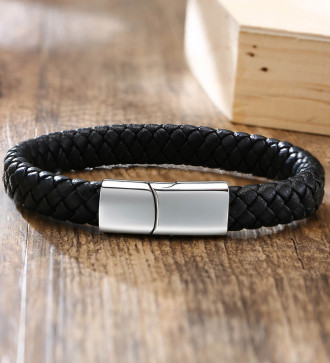 Fonott nemesacél-bőr karkötő, állítható méretben