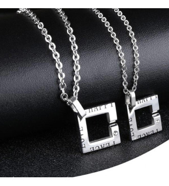 Közös Medál Nyaklánccal - Love & Peace Közös Medál Nyaklánccal - Love & Peace