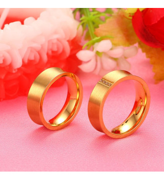 Kristályos, aranyozott női nemesacél karikagyűrű