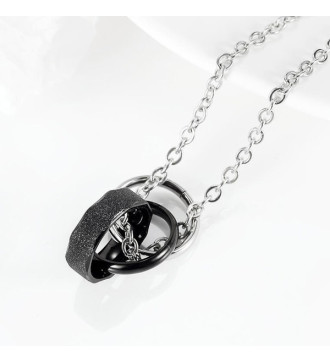 Csillogó szemcsés, dupla gyűrűs páros nyaklánc szett, nemesacélból Csillogó szemcsés, dupla gyűrűs páros nyaklánc szett, nemesacélból