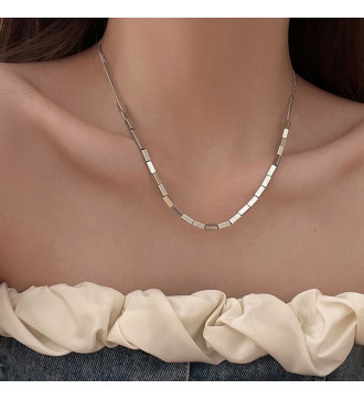 Nemesacél nyaklánc hasáb elemekkel Nemesacél nyaklánc hasáb elemekkel