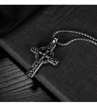 Kelta kereszt, antikolt nemesacél medál nyakláncon Kelta kereszt, antikolt nemesacél medál nyakláncon