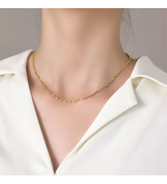 Sodort női nyaklánc orvosi fémből, arany bevonattal Sodort női nyaklánc orvosi fémből, arany bevonattal