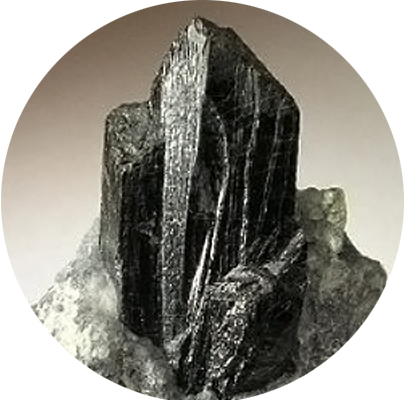 Zircon - Cirkónia ásvány